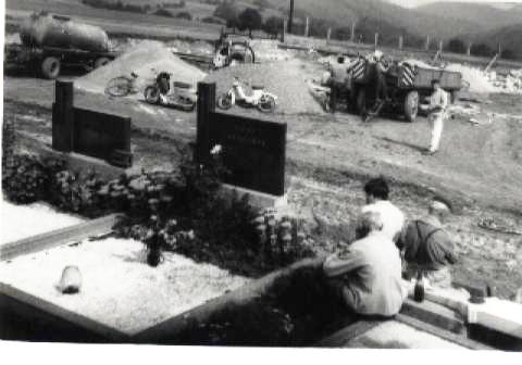 Prodloužení hřbitova 1973